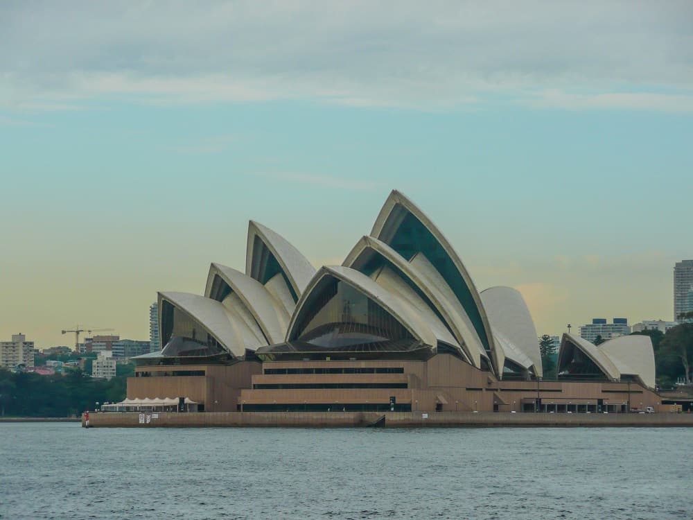 Australia in PIctures- most famous landmarks- Sydney Opera House, New South Wales